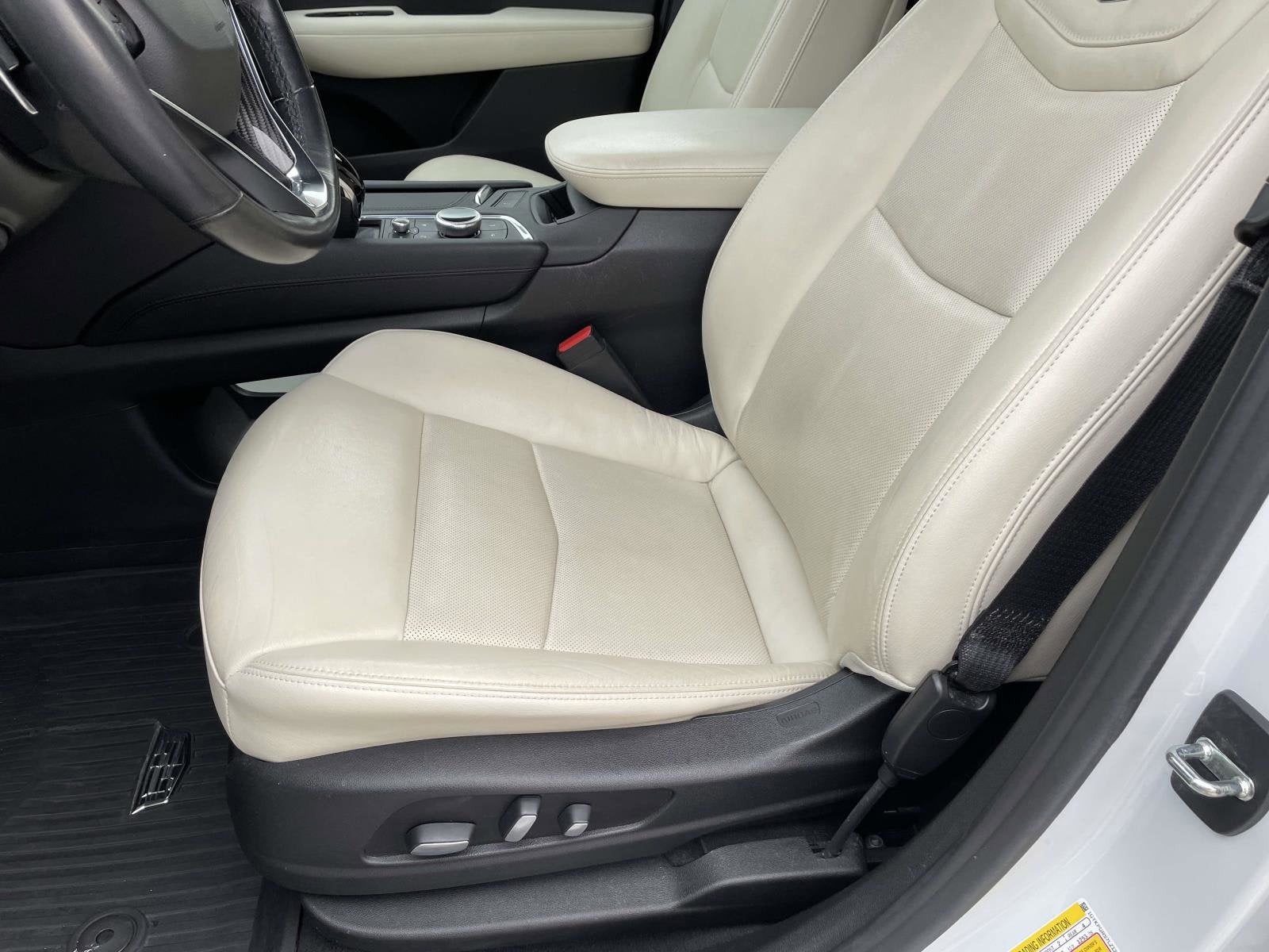 2020 Cadillac XT6 Sport