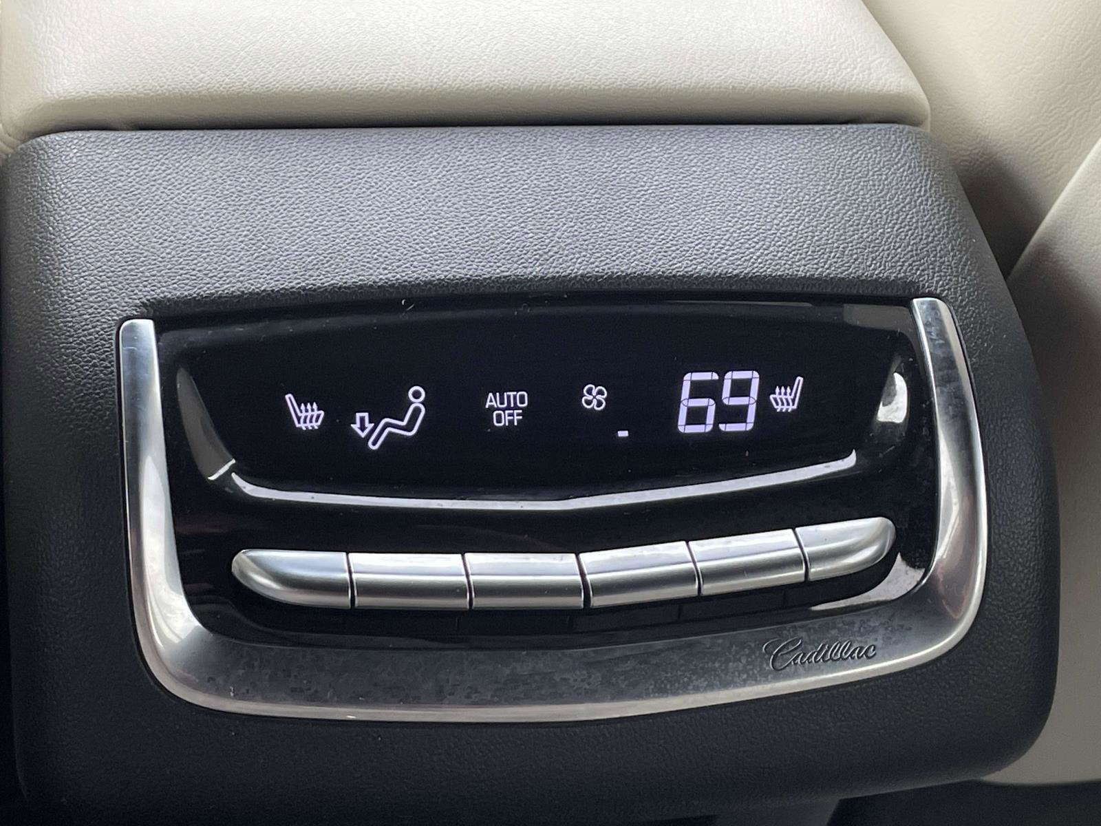 2020 Cadillac XT6 Sport