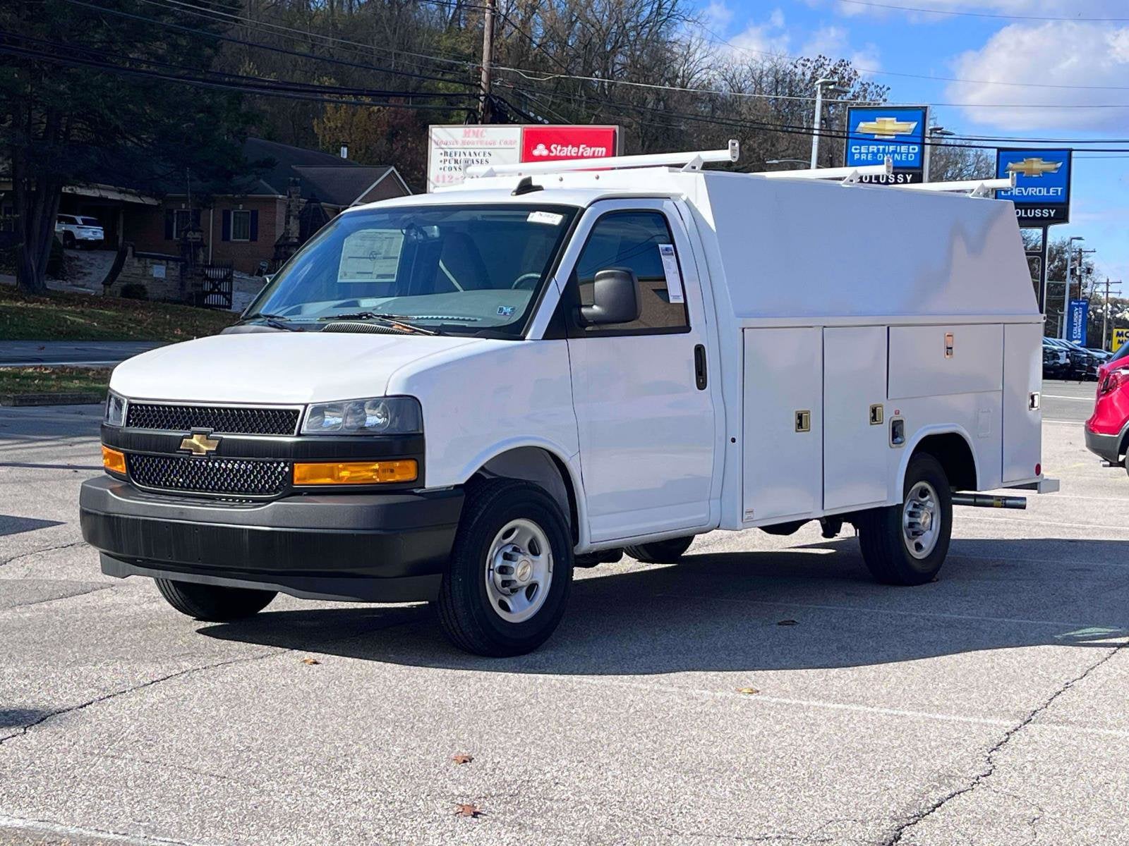 2025 Chevrolet Express Cutaway 3500 1WT