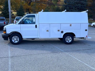 2025 Chevrolet Express Cutaway 3500 1WT