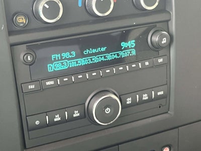 2025 Chevrolet Express Cutaway 3500 1WT