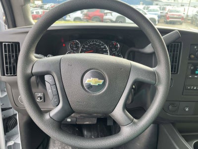 2025 Chevrolet Express Cutaway 3500 1WT