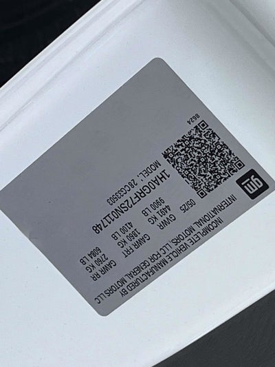 2025 Chevrolet Express Cutaway 3500 1WT