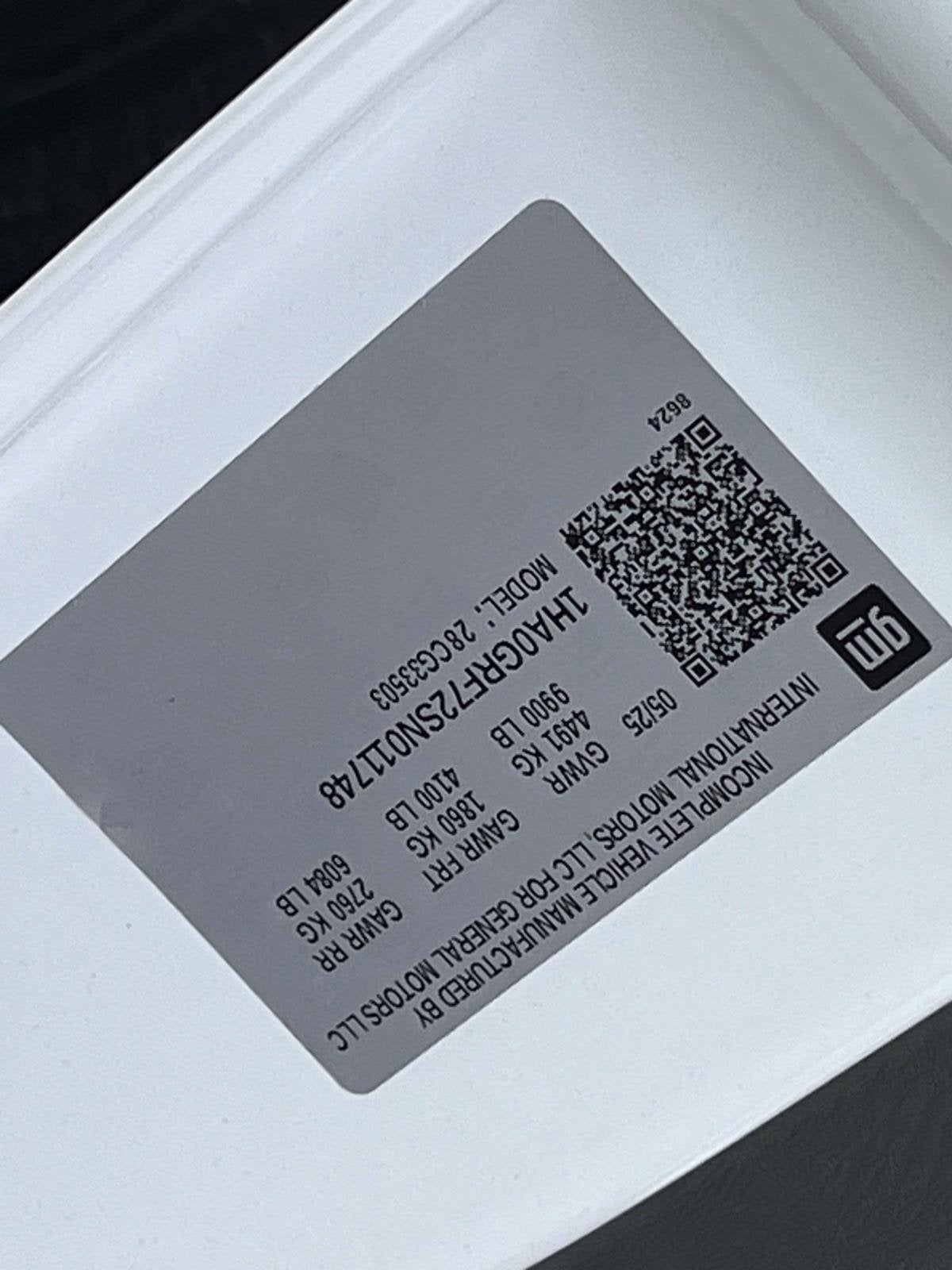 2025 Chevrolet Express Cutaway 3500 1WT