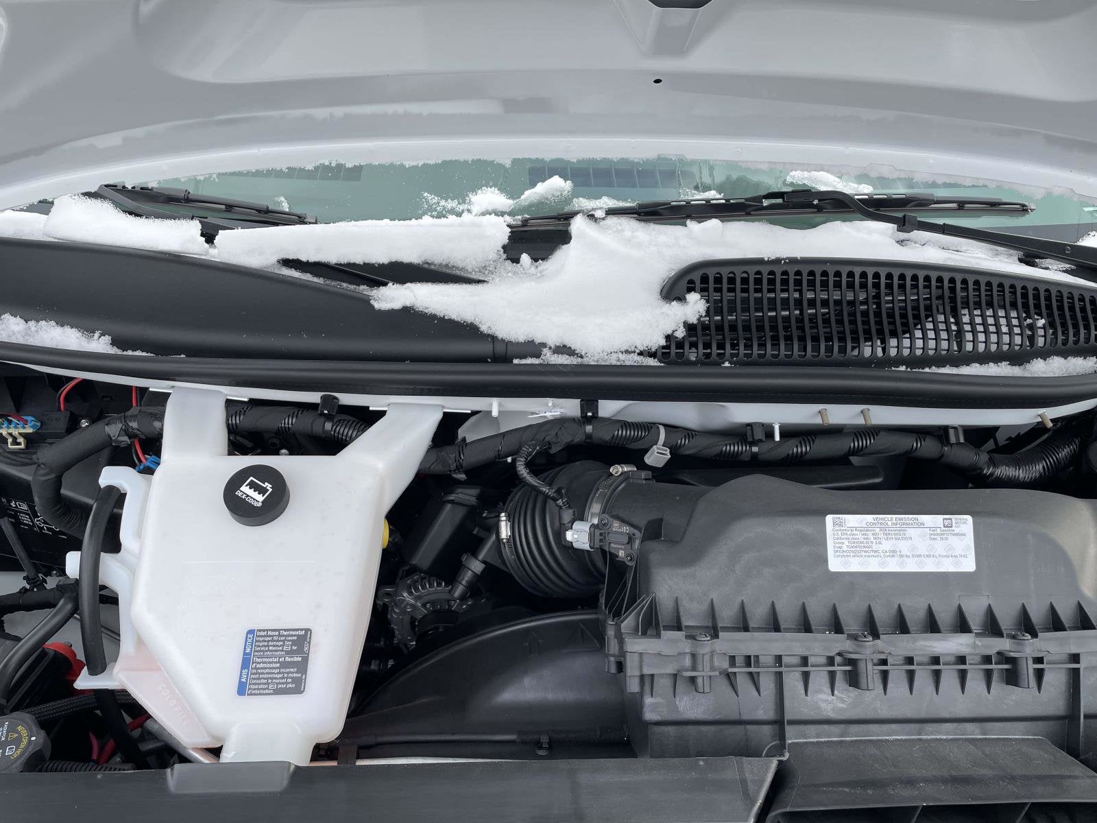 2026 Chevrolet Express Cutaway 3500 1WT