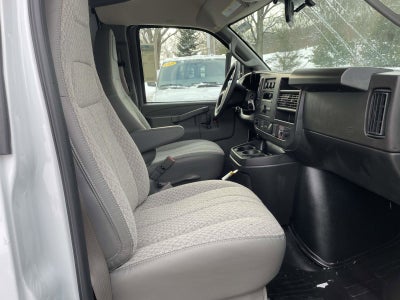 2026 Chevrolet Express Cutaway 3500 1WT