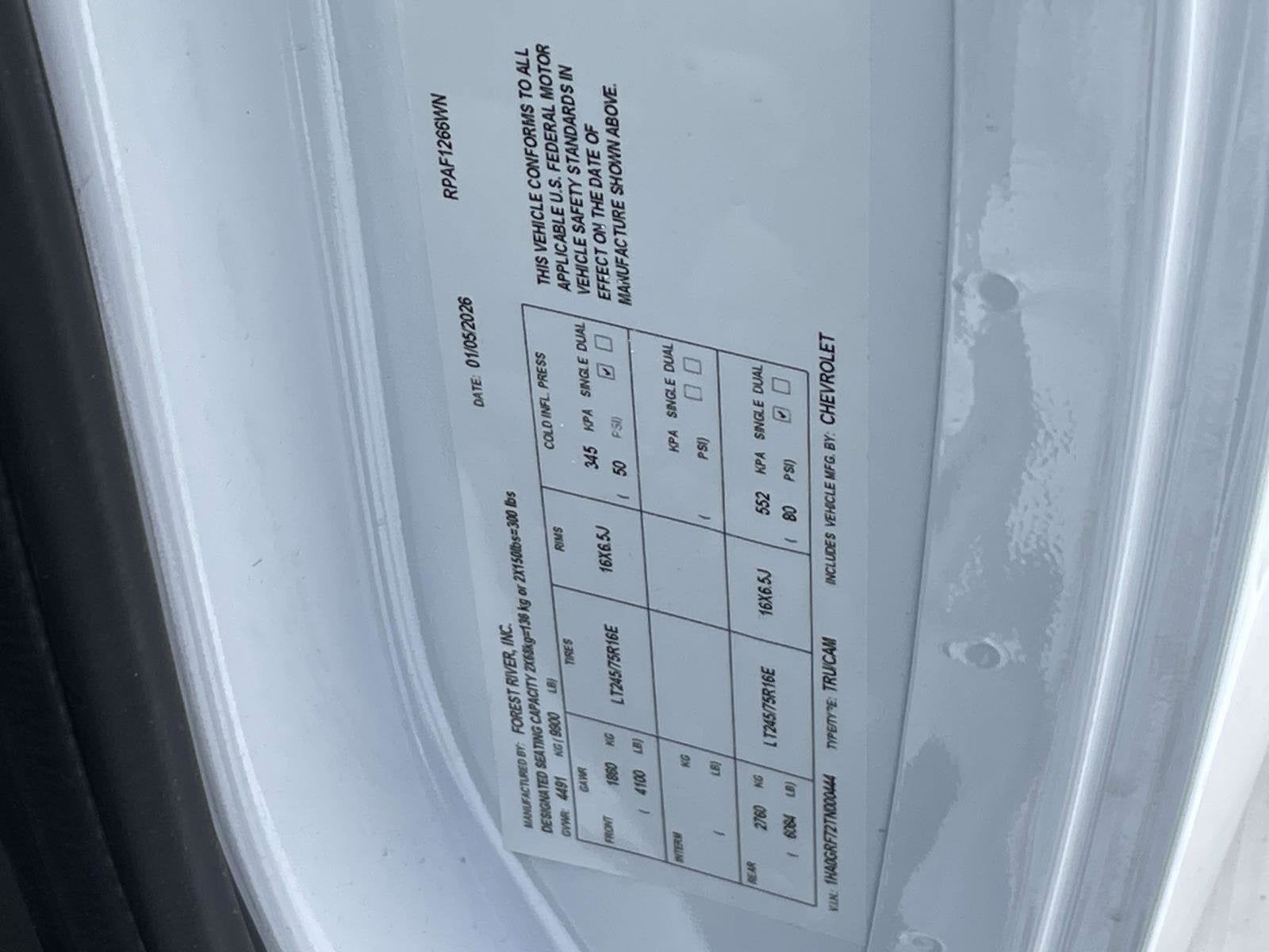 2026 Chevrolet Express Cutaway 3500 1WT