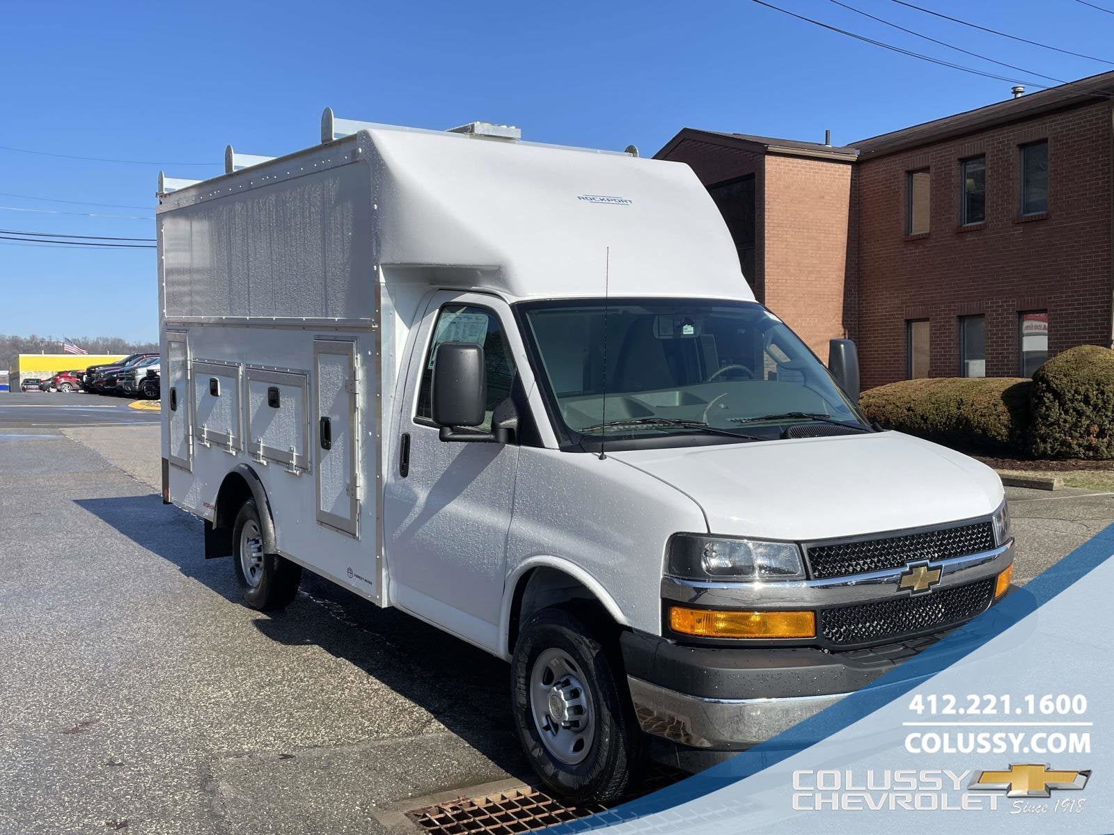 2026 Chevrolet Express Cutaway 3500 1WT