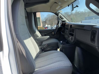 2026 Chevrolet Express Cutaway 3500 1WT