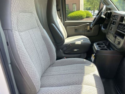 2026 Chevrolet Express Cutaway 3500 1WT