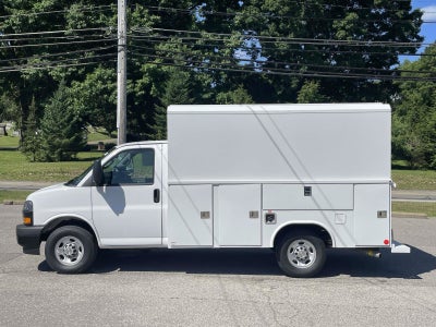 2026 Chevrolet Express Cutaway 3500 1WT