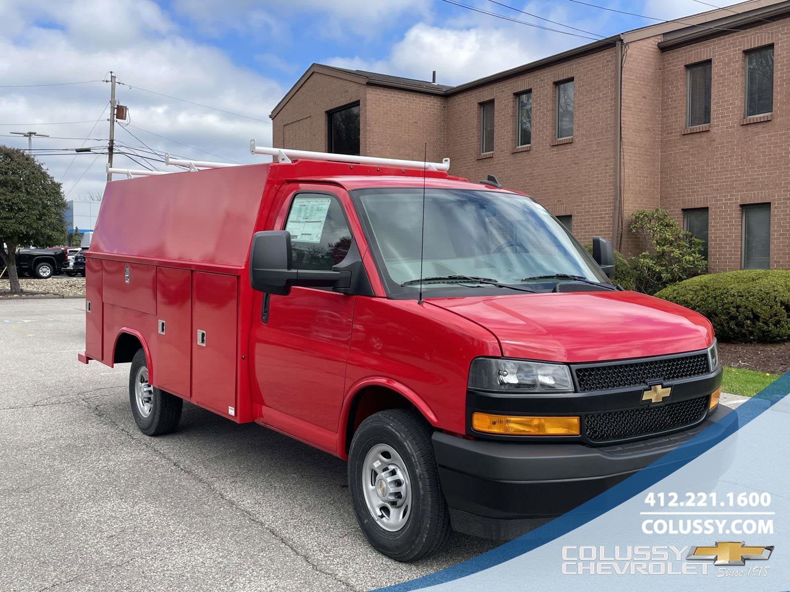 2026 Chevrolet Express Cutaway 3500 1WT