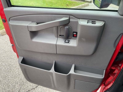 2026 Chevrolet Express Cutaway 3500 1WT