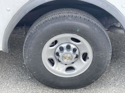 2026 Chevrolet Express Cutaway 3500 1WT