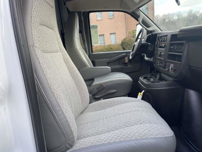 2026 Chevrolet Express Cutaway 3500 1WT