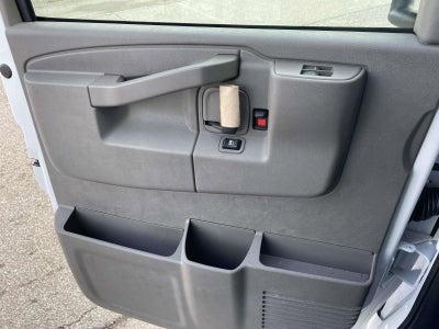 2026 Chevrolet Express Cutaway 3500 1WT