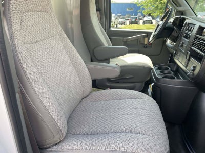 2026 Chevrolet Express Cutaway 3500 1WT
