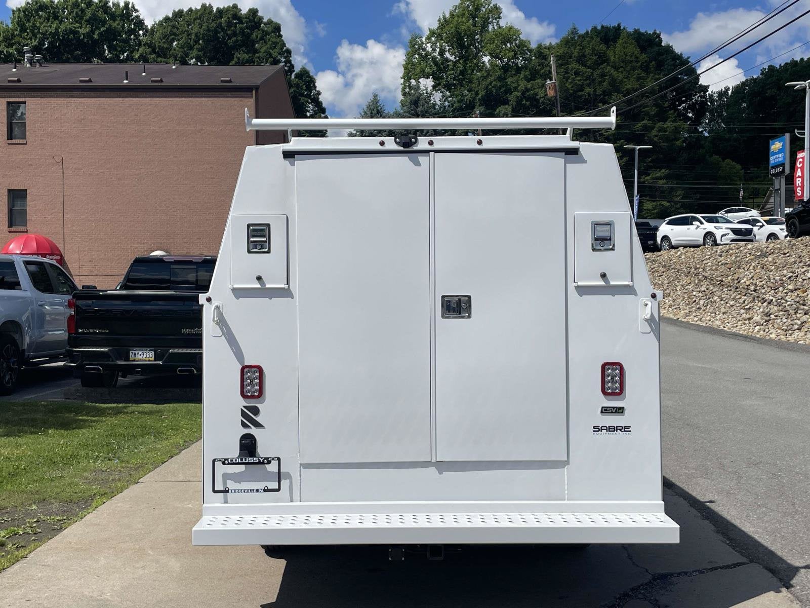 2026 Chevrolet Express Cutaway 3500 1WT