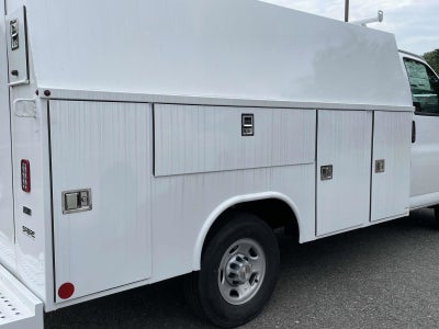 2025 Chevrolet Express Cutaway 3500 1WT