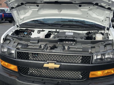 2025 Chevrolet Express Cutaway 3500 1WT