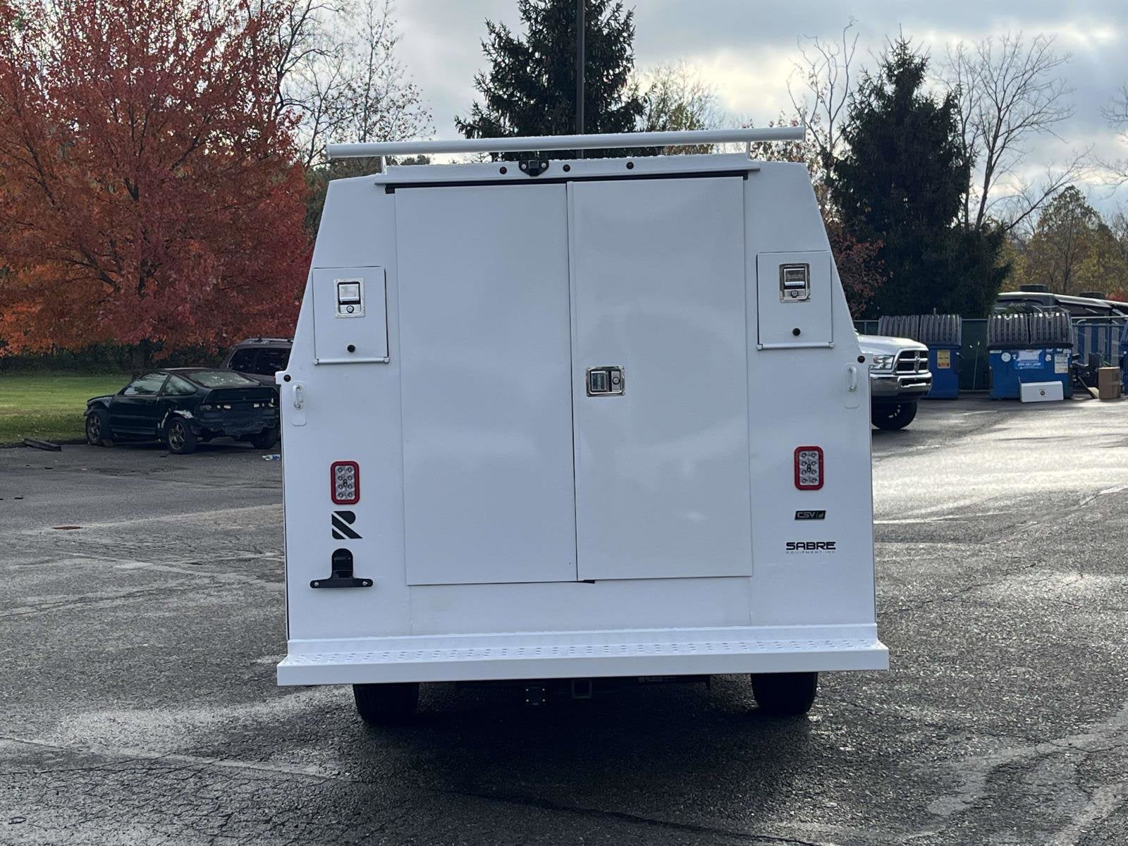 2025 Chevrolet Express Cutaway 3500 1WT