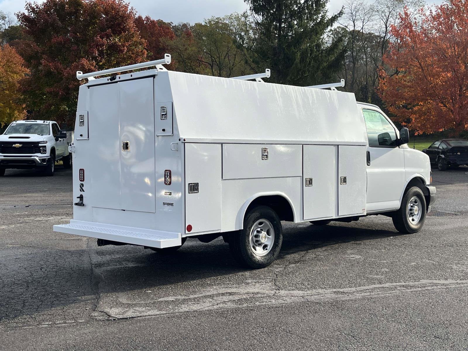 2025 Chevrolet Express Cutaway 3500 1WT