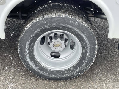 2026 Chevrolet Express Cutaway 3500 1WT