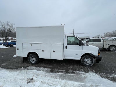 2026 Chevrolet Express Cutaway 3500 1WT