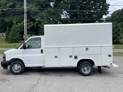 2026 Chevrolet Express Cutaway 3500 1WT