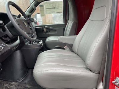 2026 Chevrolet Express Cutaway 3500 1WT