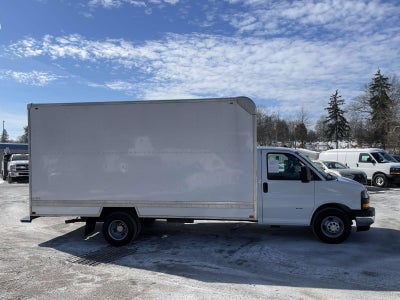 2024 Chevrolet Express Cutaway 3500 1WT