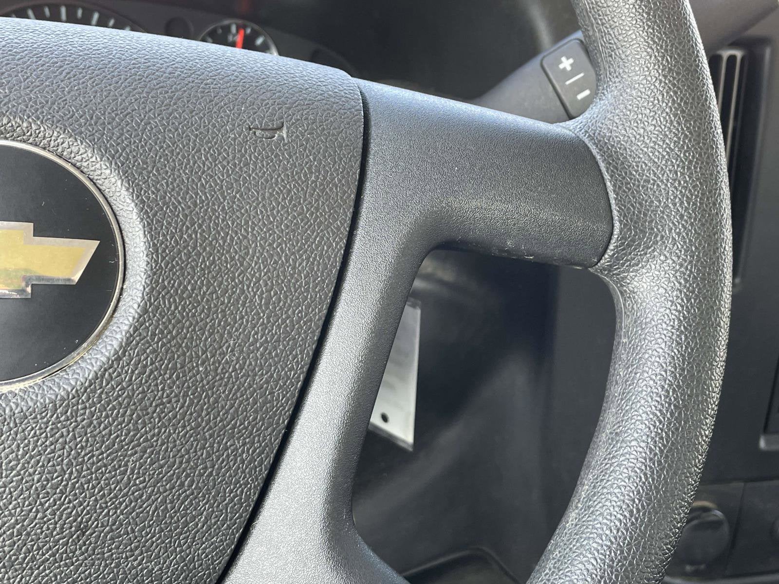 2024 Chevrolet Express Cutaway 3500 1WT