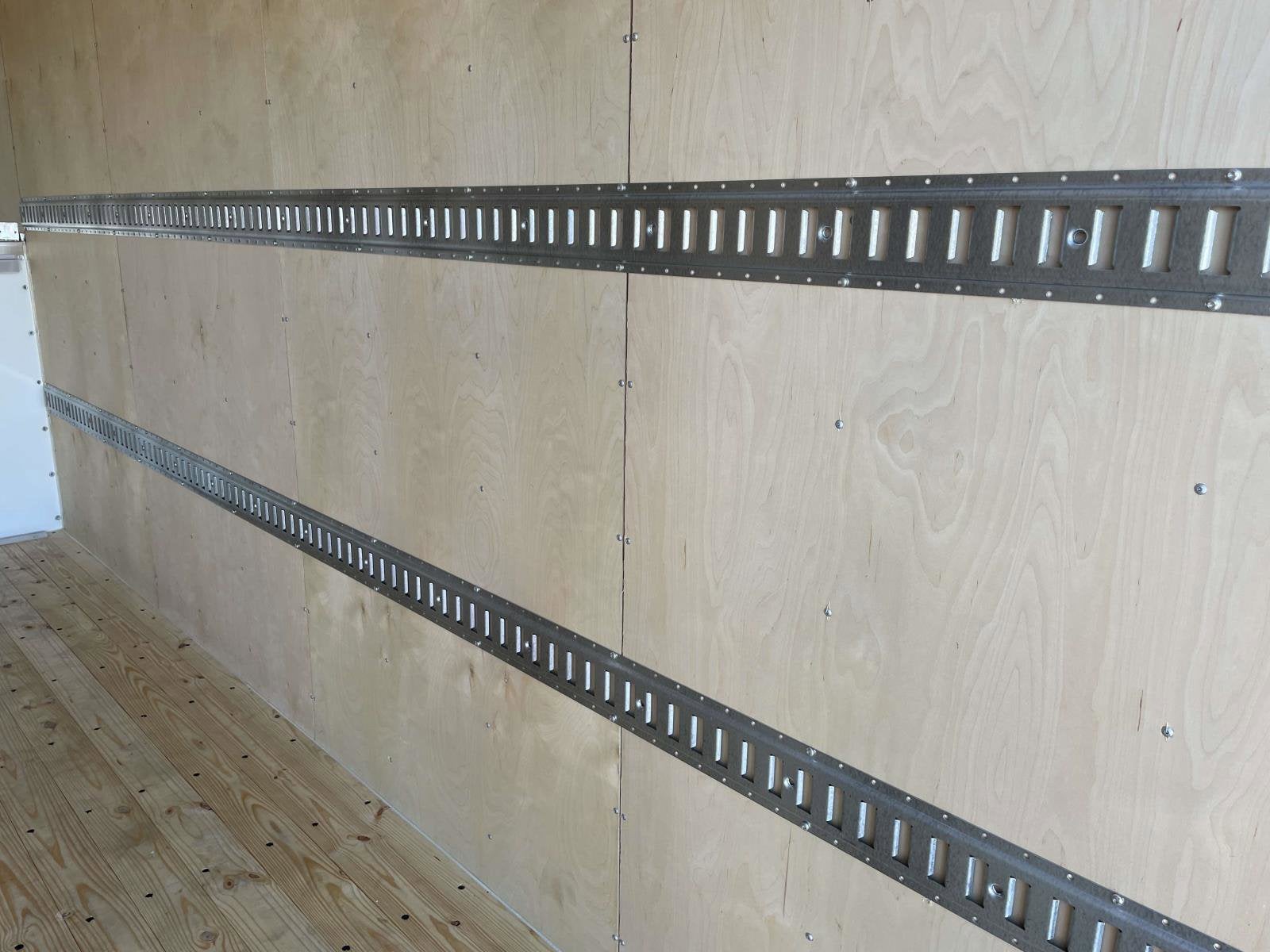 2025 Chevrolet Express Cutaway 4500 2WT