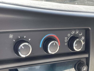 2025 Chevrolet Express Cutaway 4500 2WT