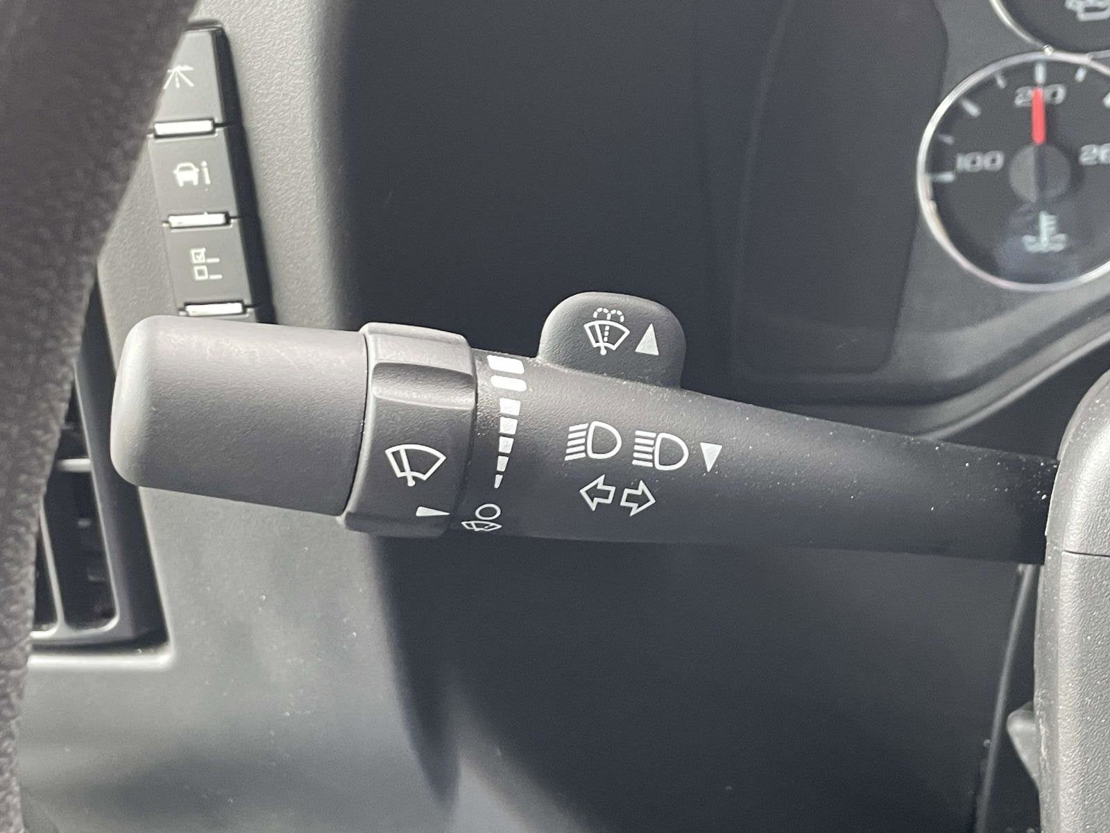 2025 Chevrolet Express Cutaway 4500 2WT