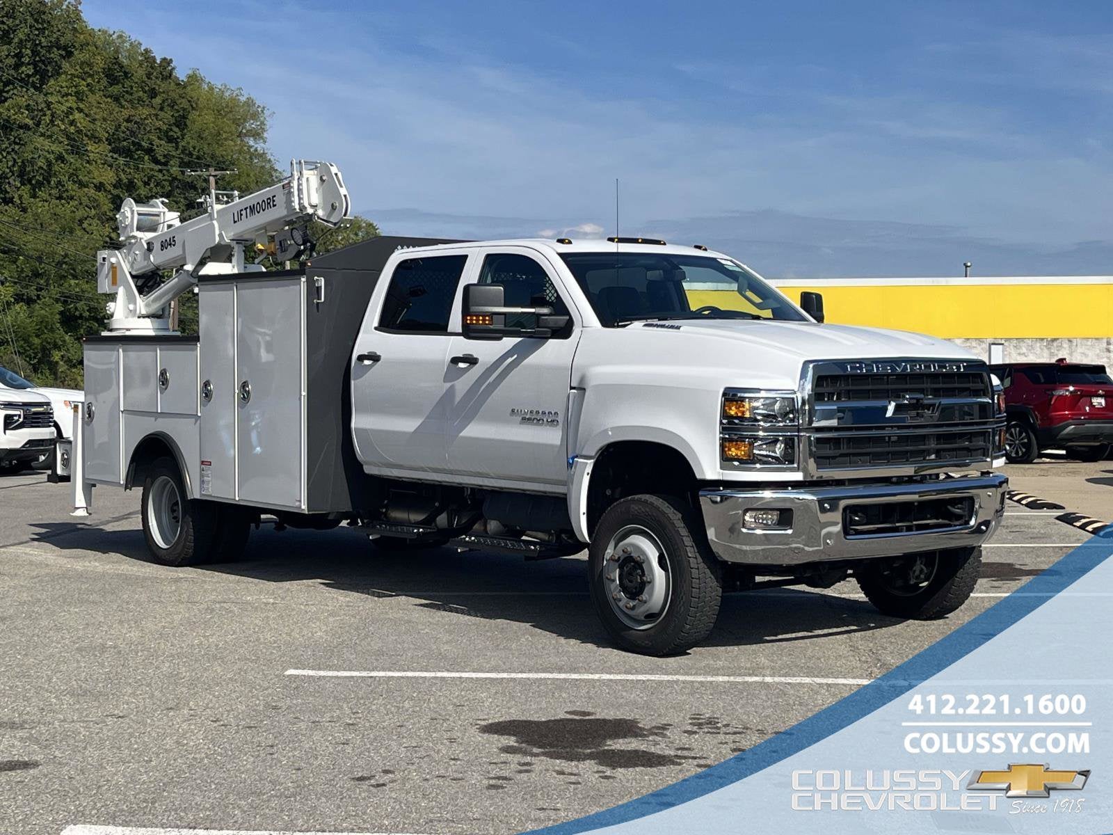 2024 Chevrolet Silverado 6500 HD Work Truck