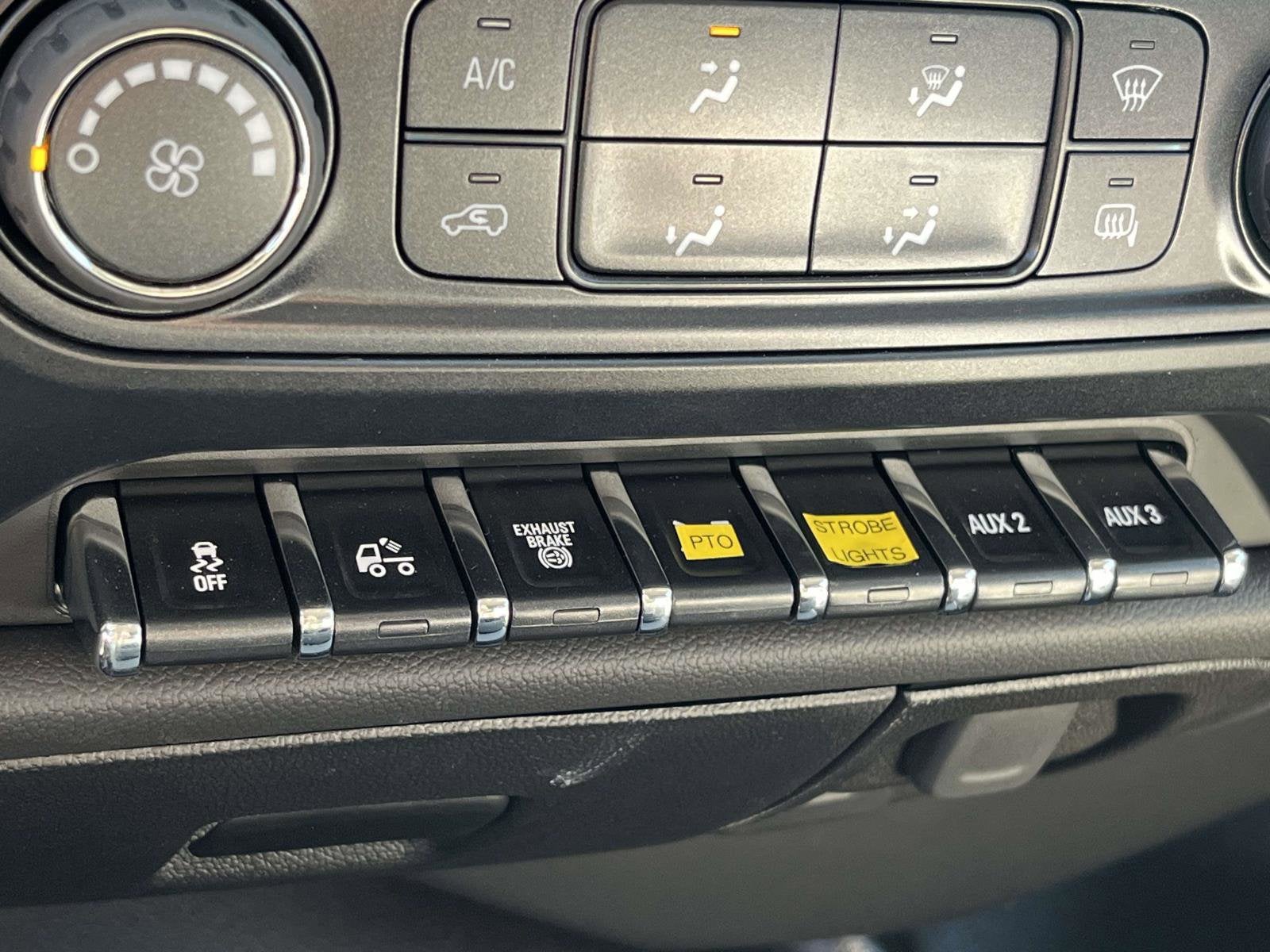 2024 Chevrolet Silverado 6500 HD Work Truck