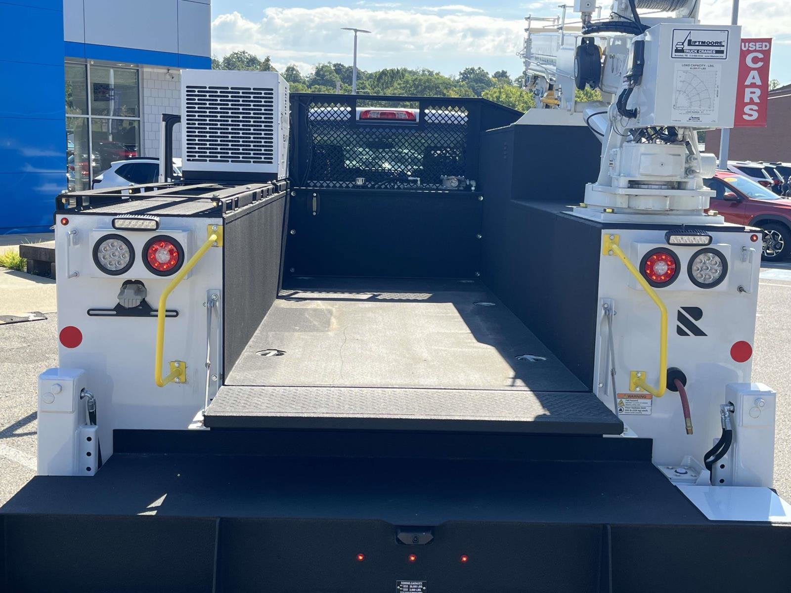 2024 Chevrolet Silverado 6500 HD Work Truck