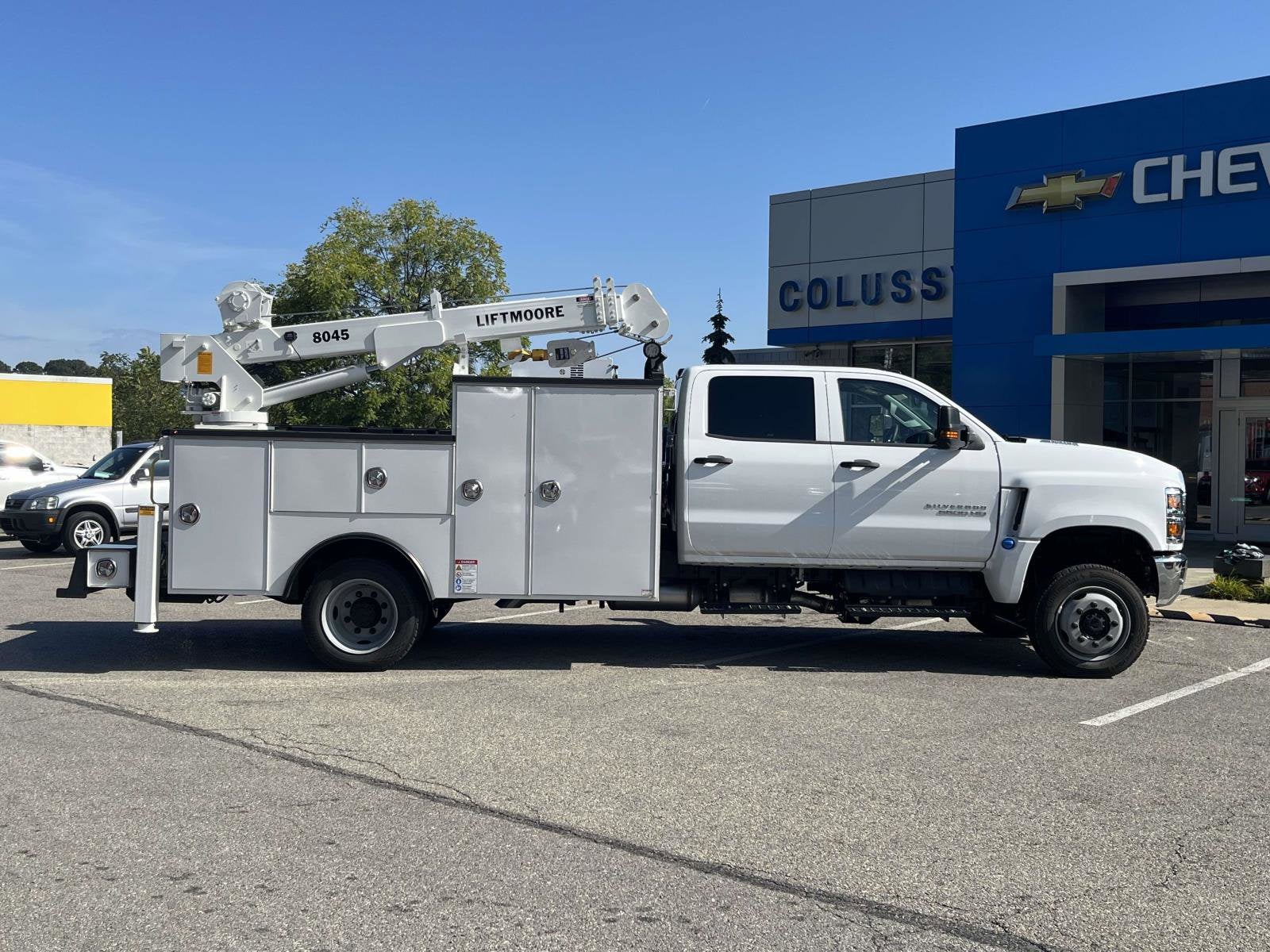 2024 Chevrolet Silverado 6500 HD Work Truck