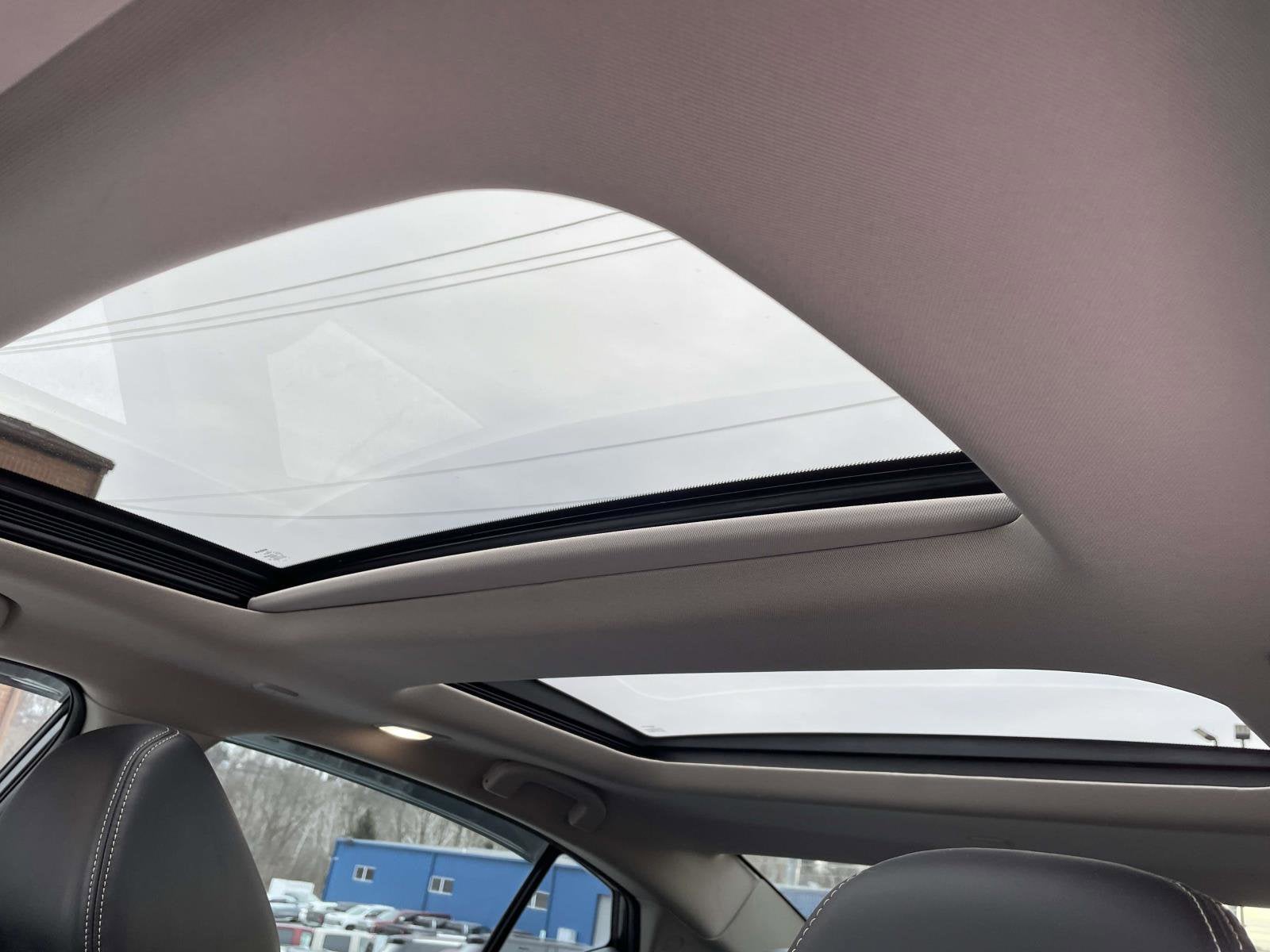 2020 Nissan Maxima Platinum