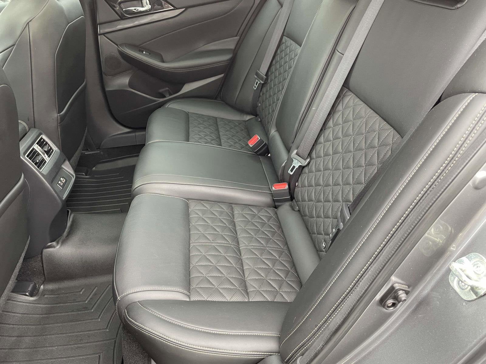 2020 Nissan Maxima Platinum