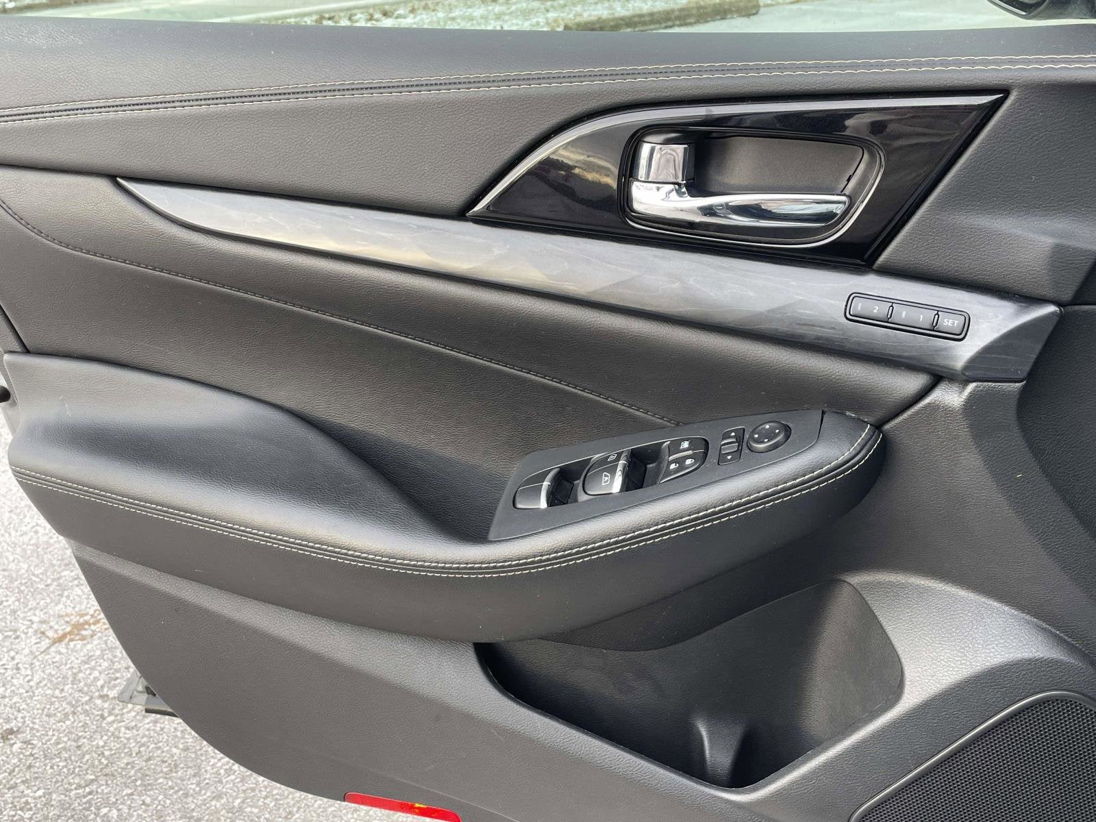 2020 Nissan Maxima Platinum