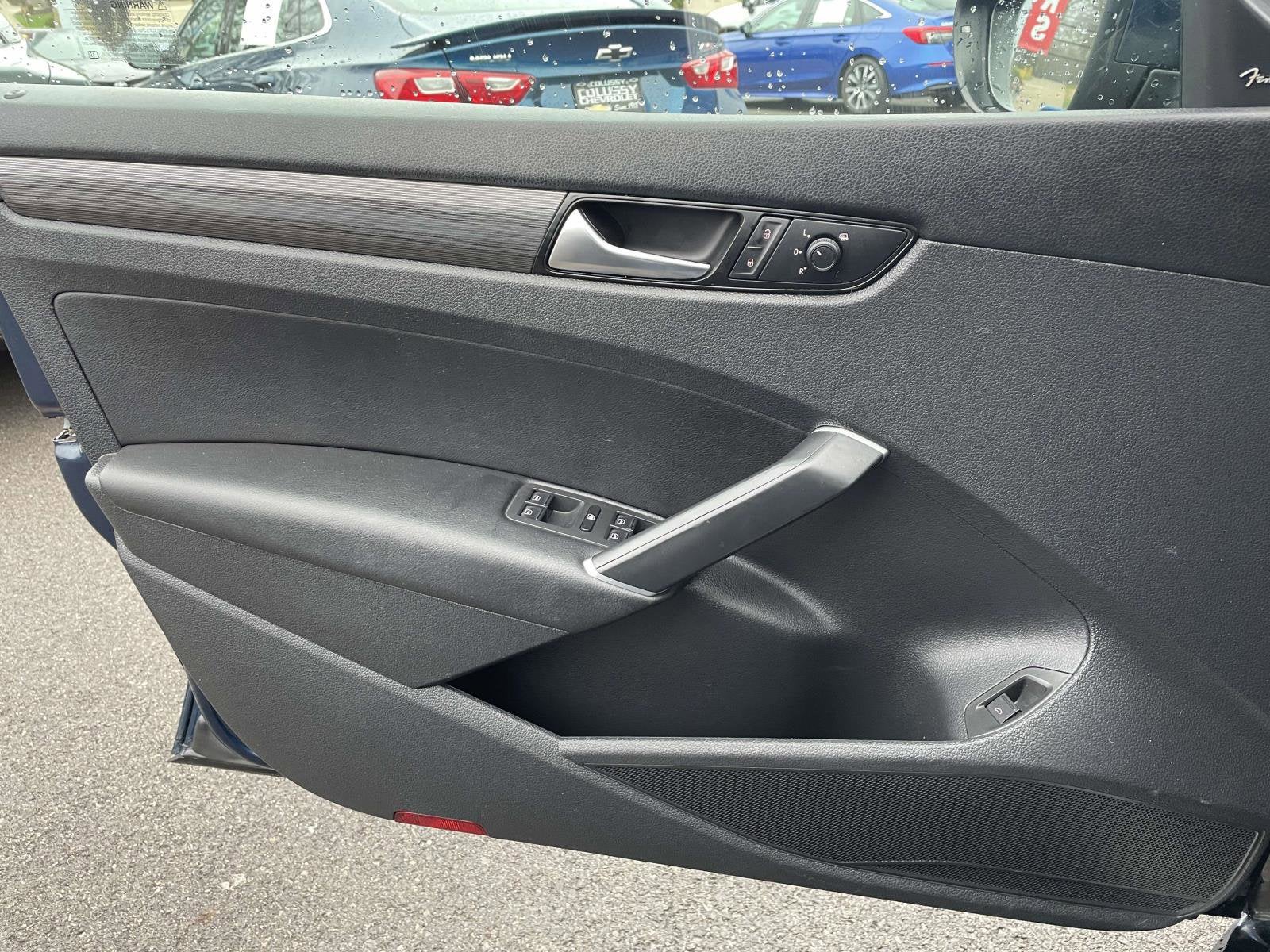 2021 Volkswagen Passat 2.0T R-Line