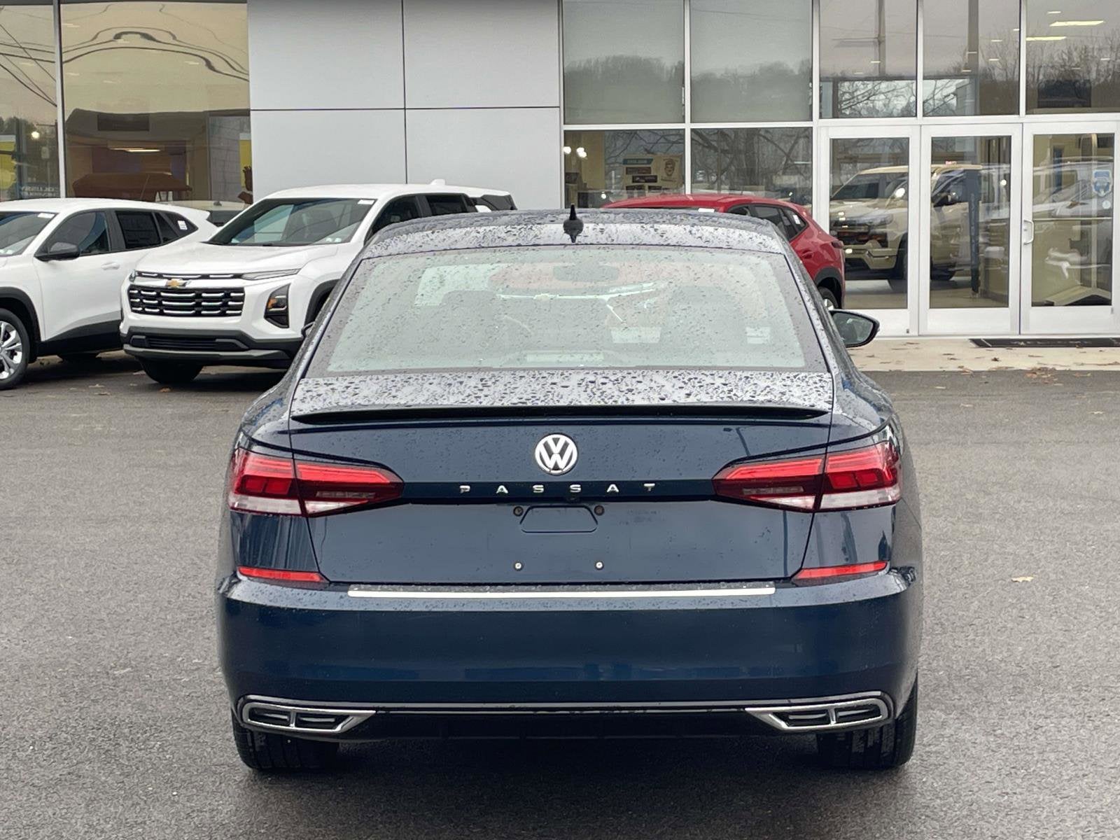 2021 Volkswagen Passat 2.0T R-Line