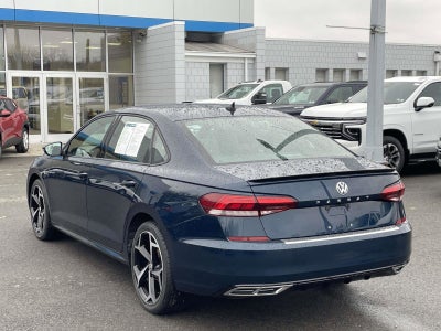 2021 Volkswagen Passat 2.0T R-Line