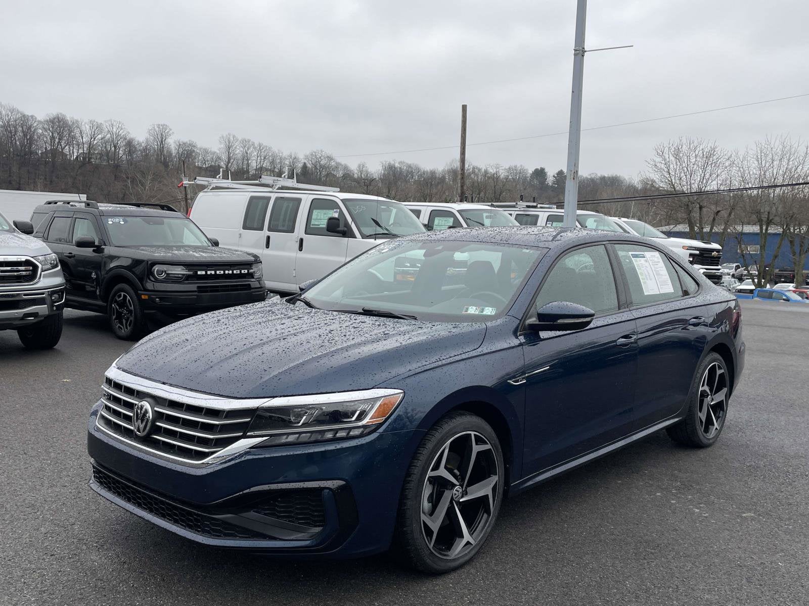 2021 Volkswagen Passat 2.0T R-Line