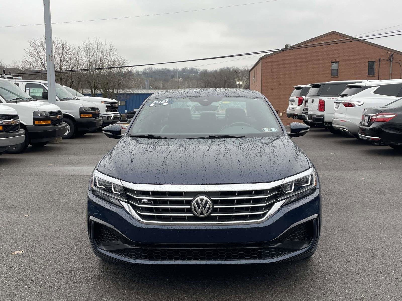 2021 Volkswagen Passat 2.0T R-Line