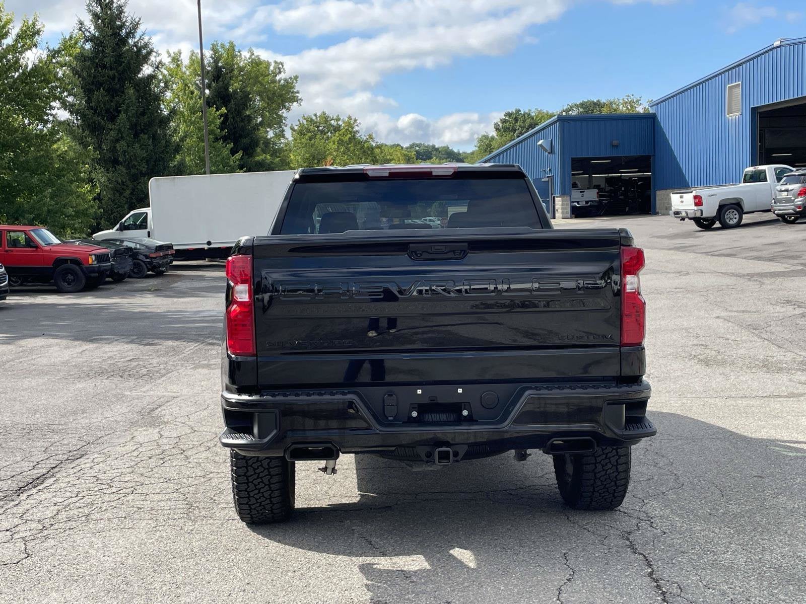 2025 Chevrolet Silverado 1500 Custom Trail Boss