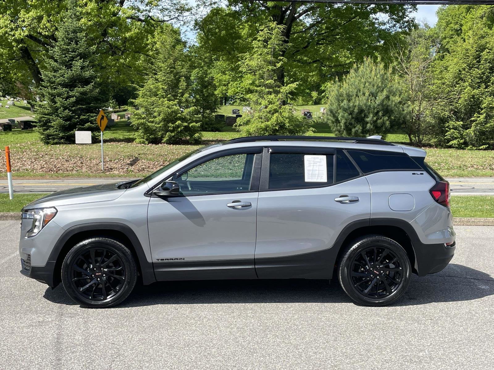 2024 GMC Terrain SLE