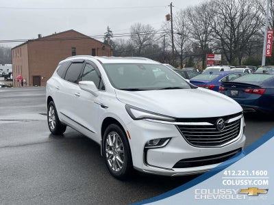 2023 Buick Enclave Essence